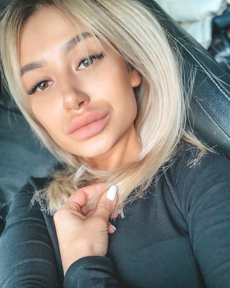 Urmston,   Viktoria, 32 ,   ,   