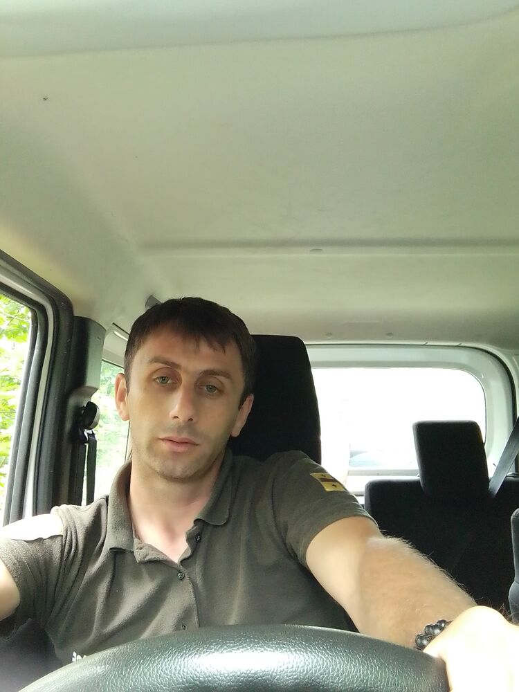  44469753  Ruslan, 37 ,    