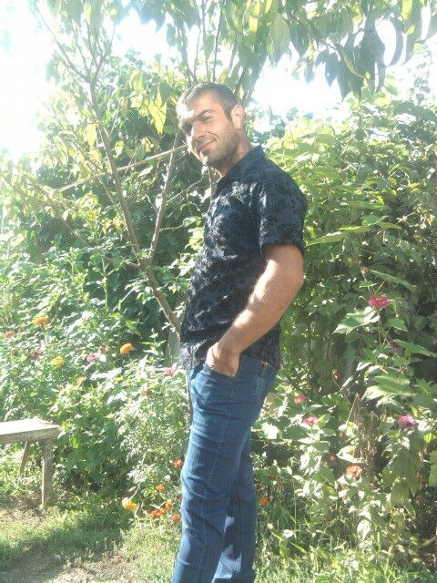  7428263  NAREK, 39 ,    