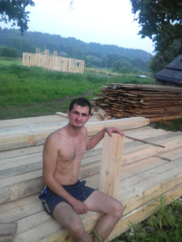  8803063  Andrey, 35 ,    