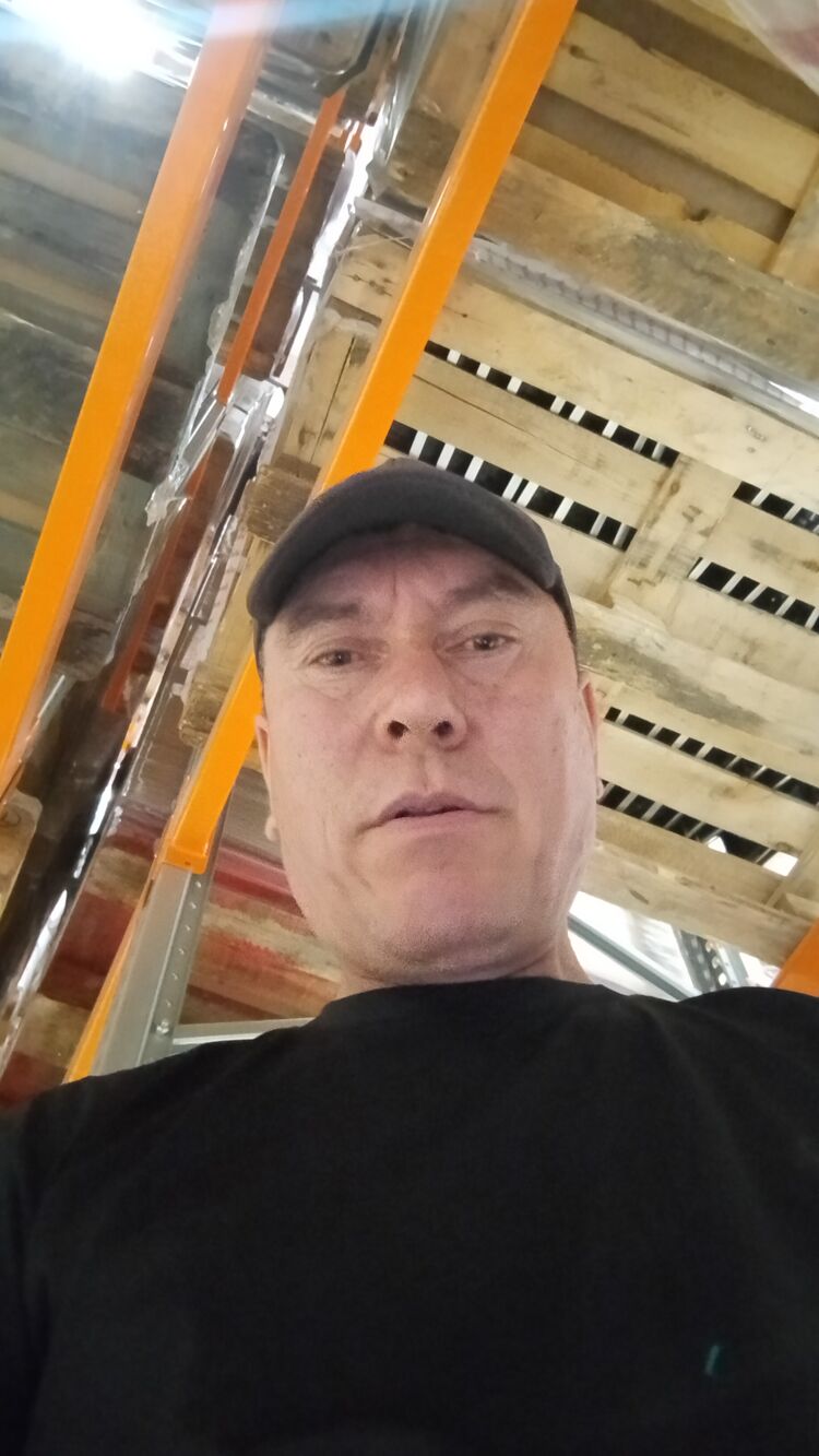  52946793  , 46 ,    
