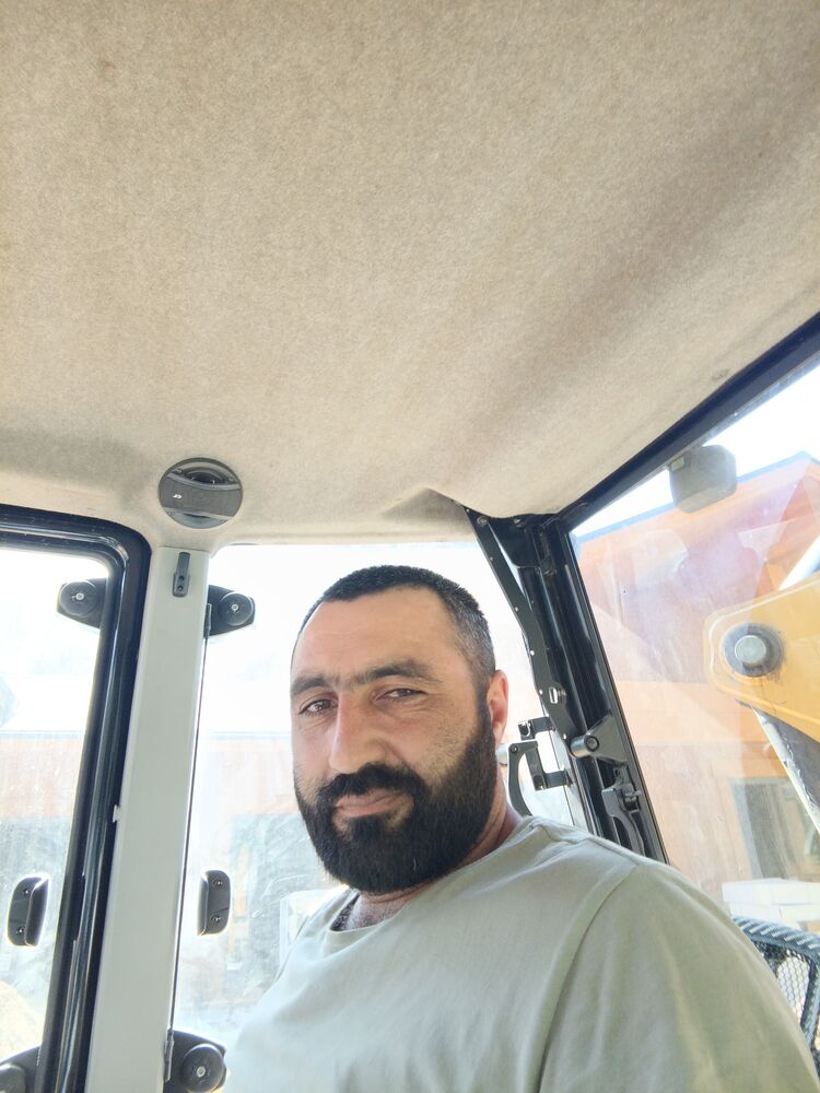  52789613  , 35 ,    