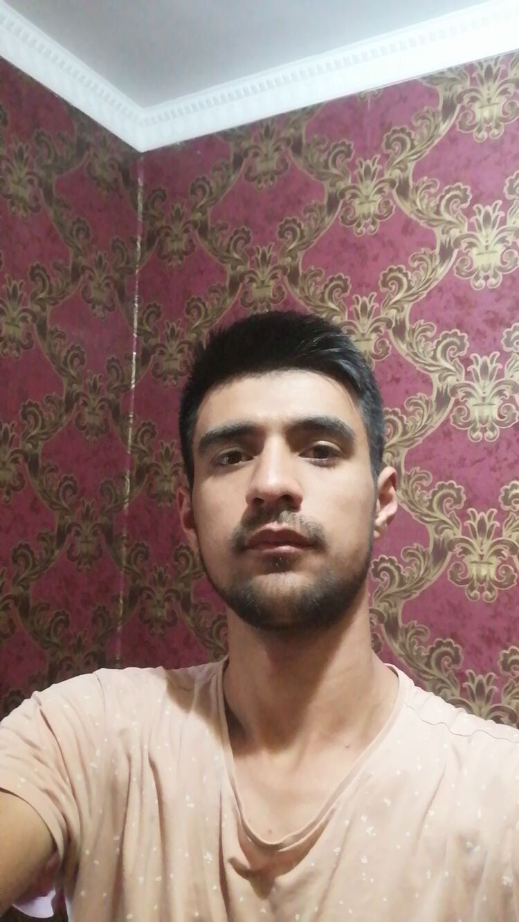  23334773  Raees, 28 ,    