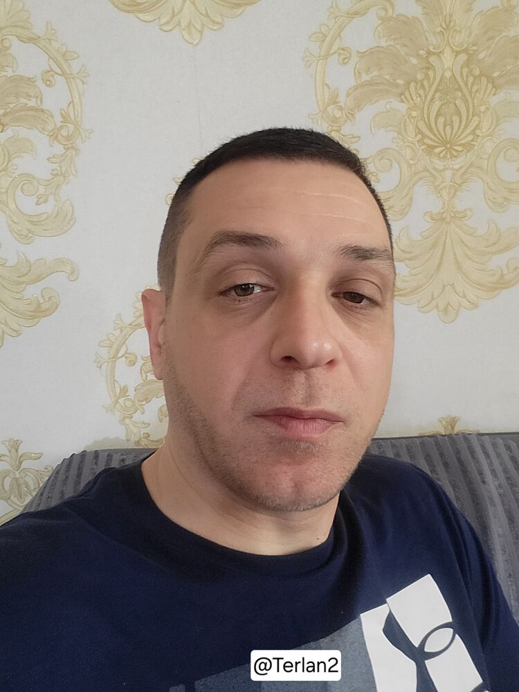  ,   Anar, 42 ,   ,   