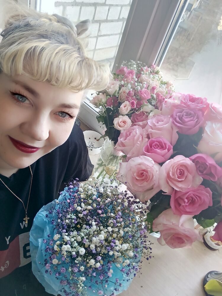  ,   Natalya, 44 ,   c 