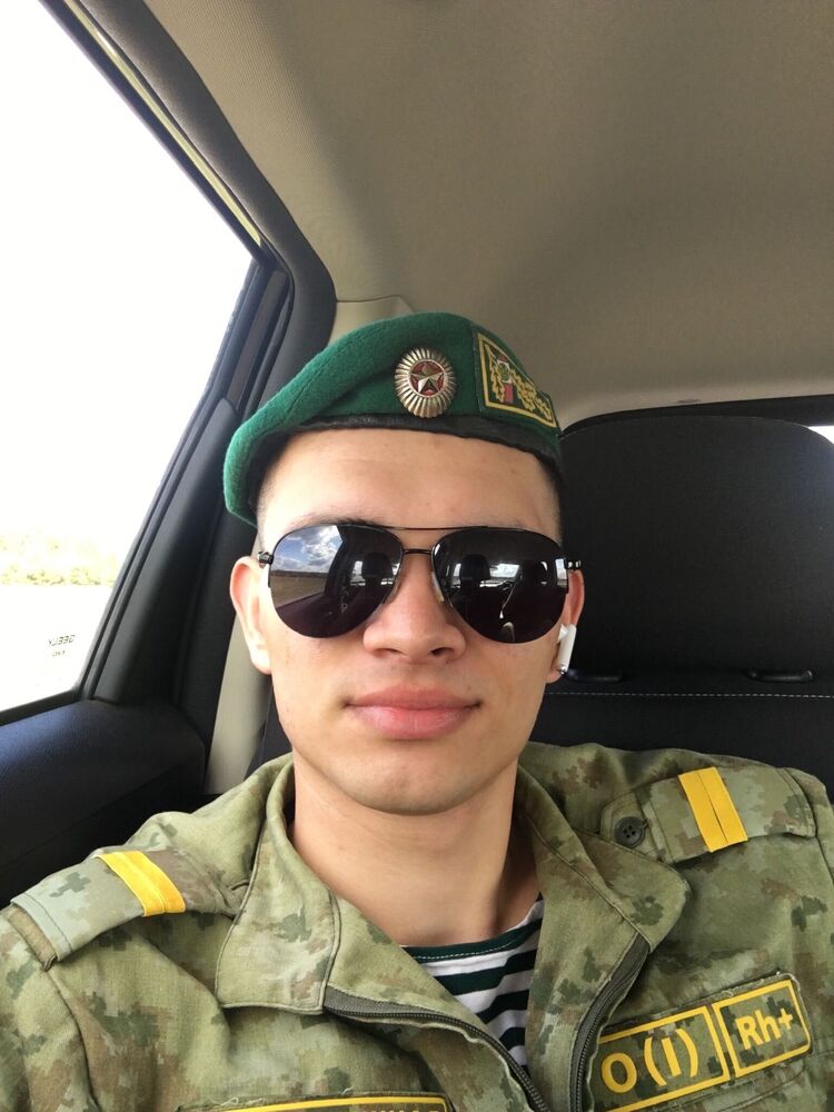  47712643  , 24 ,    