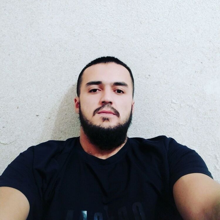 42866323  , 27 ,    -