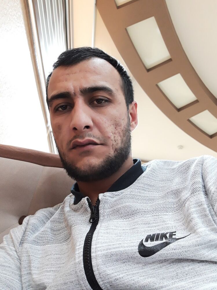  ,   Aziz, 35 ,   ,   , c 