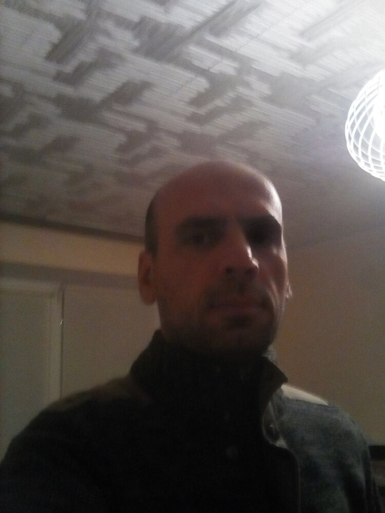  18334633  , 45 ,    