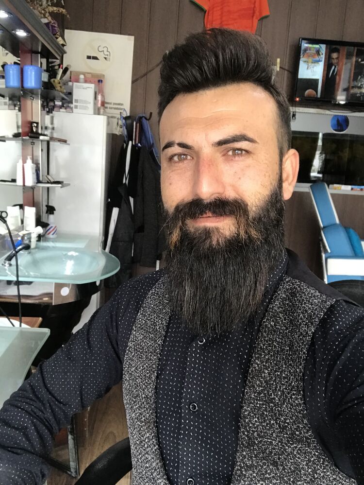  ,   Tanju, 37 ,   ,   