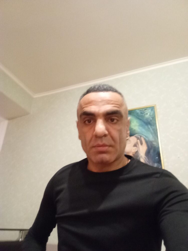  51644933  Gug, 30 ,    