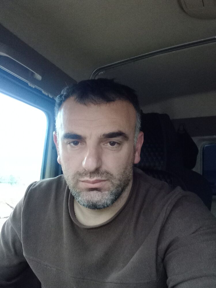  41061533  , 42 ,    