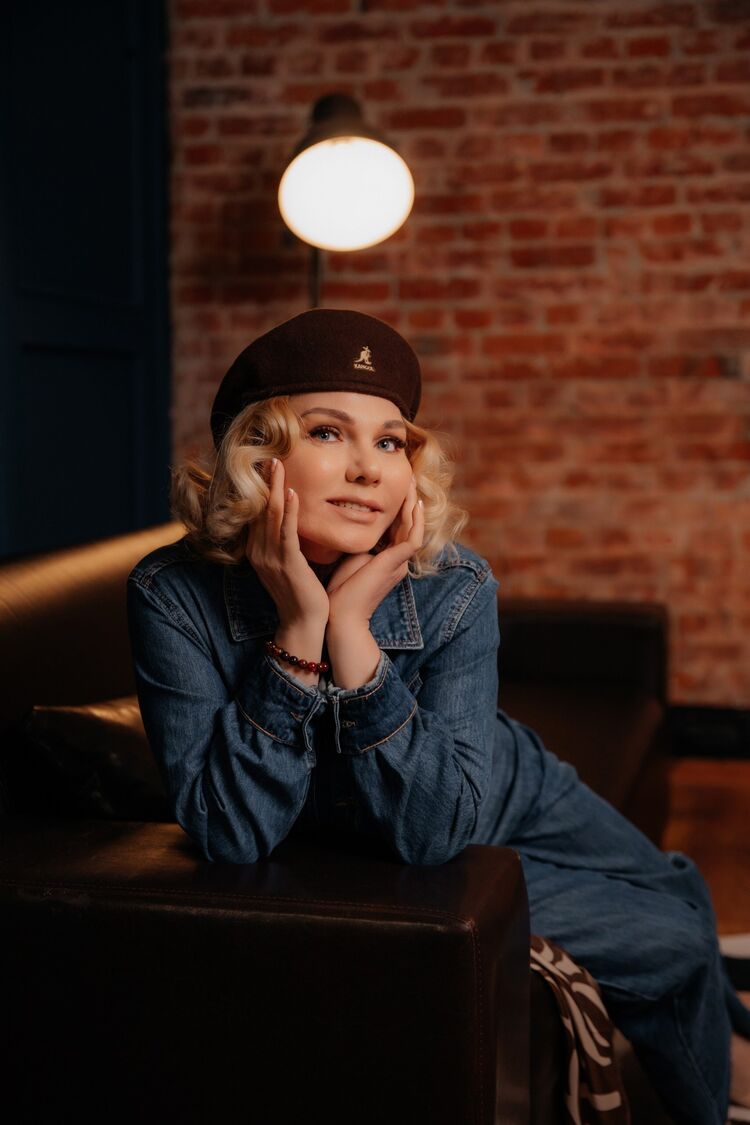  ,   Tatyana, 47 ,   ,   