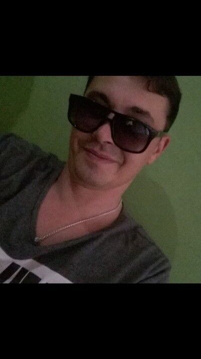  ,   Antoni, 43 ,   ,   , c 