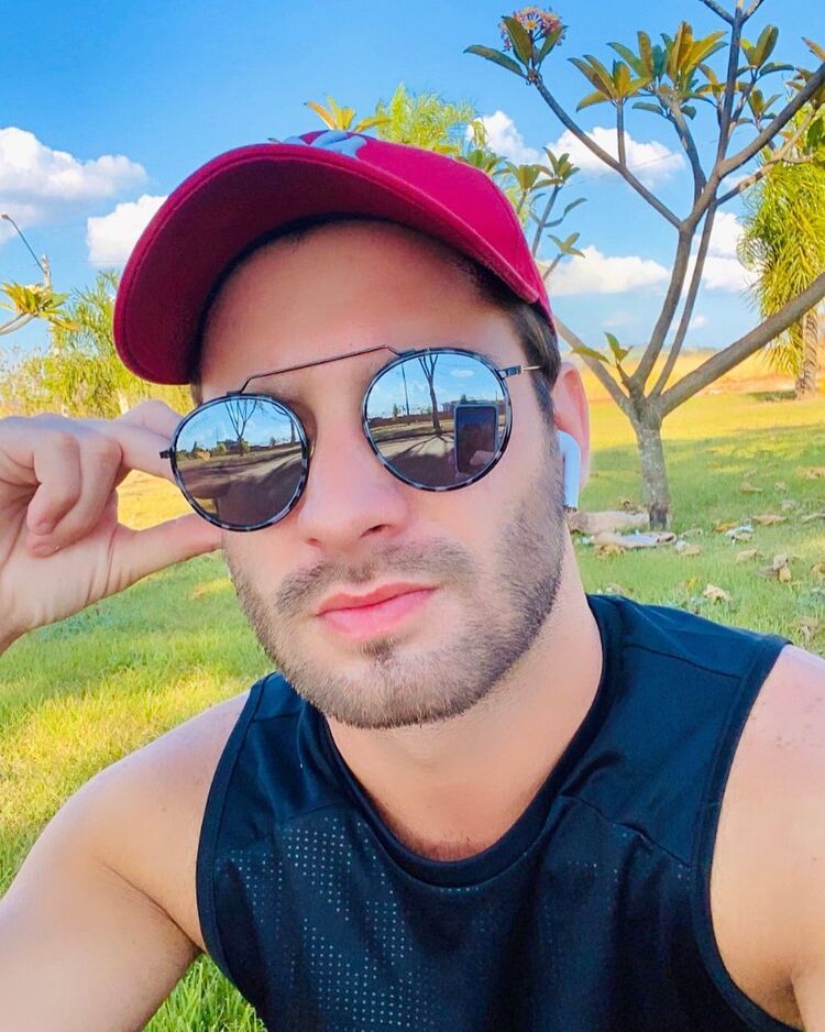 ���� 52972163 ������� ����, 35 ���, ���� ���������� � ������