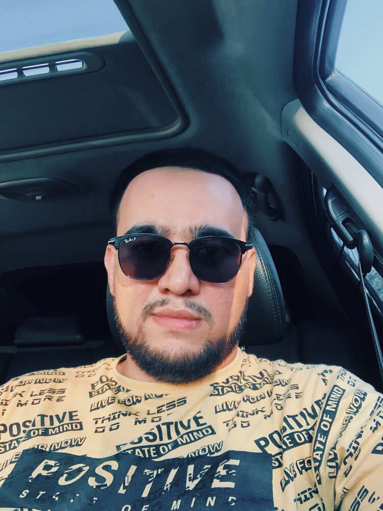  28423373  Abdullo, 29 ,    