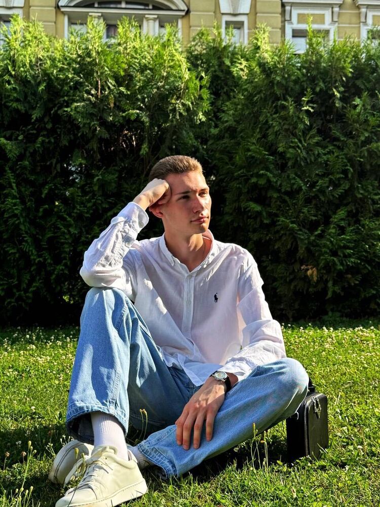 ���� 52747433 ����� �������, 19 ���, ���� ���������� � ������