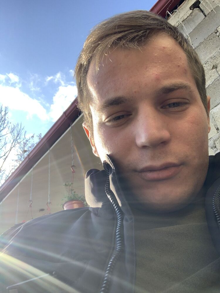  49701253  , 22 ,    