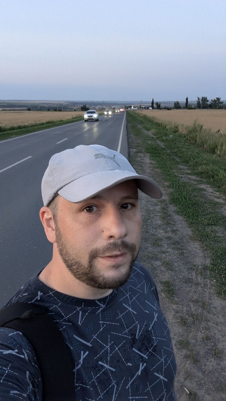  53121163  Vladimir, 35 ,    --