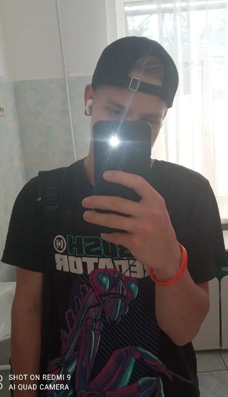  30578503  , 21 ,    