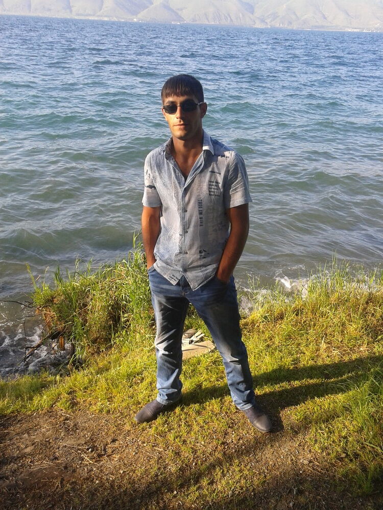  ,   Hayko, 35 ,   ,   , c 