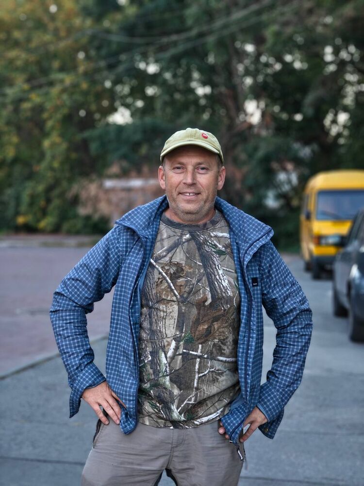  53745323  Vetku, 47 ,    