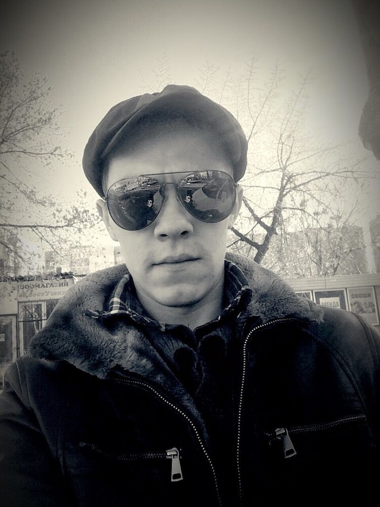  24980743  Nik, 30 ,    