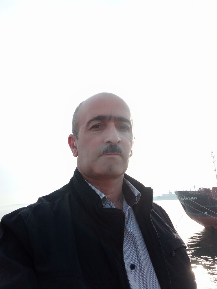  35681043  Qurban, 46 ,    