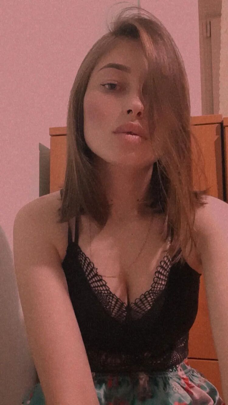  44376033  , 19 ,    