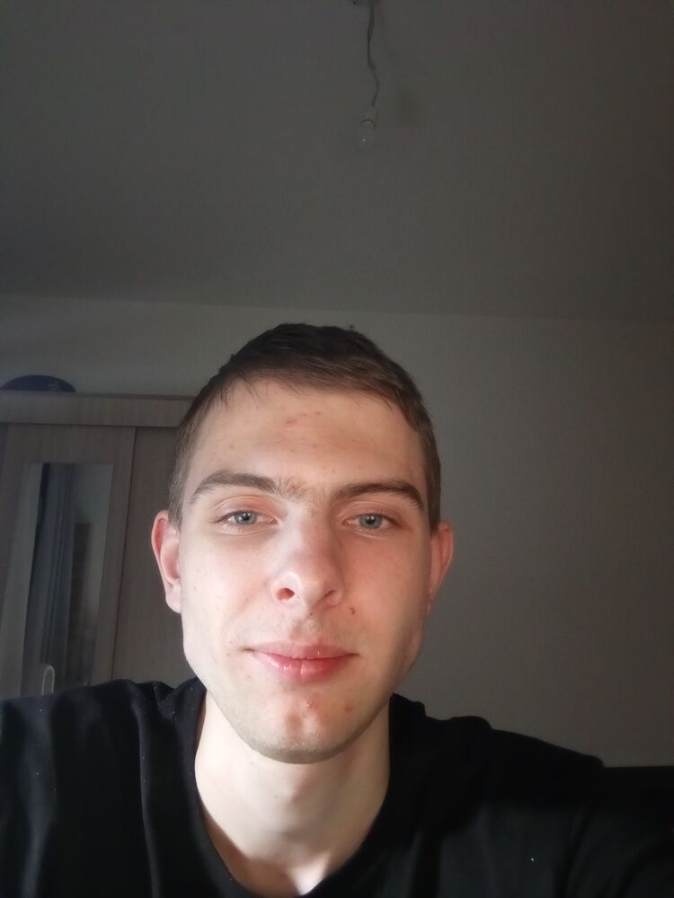  53581153  , 22 ,    -