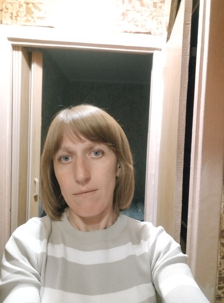  48560913  Olya, 42 ,    