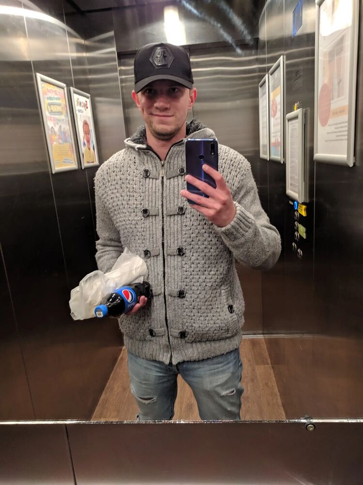  48320963  Vlad, 31 ,    