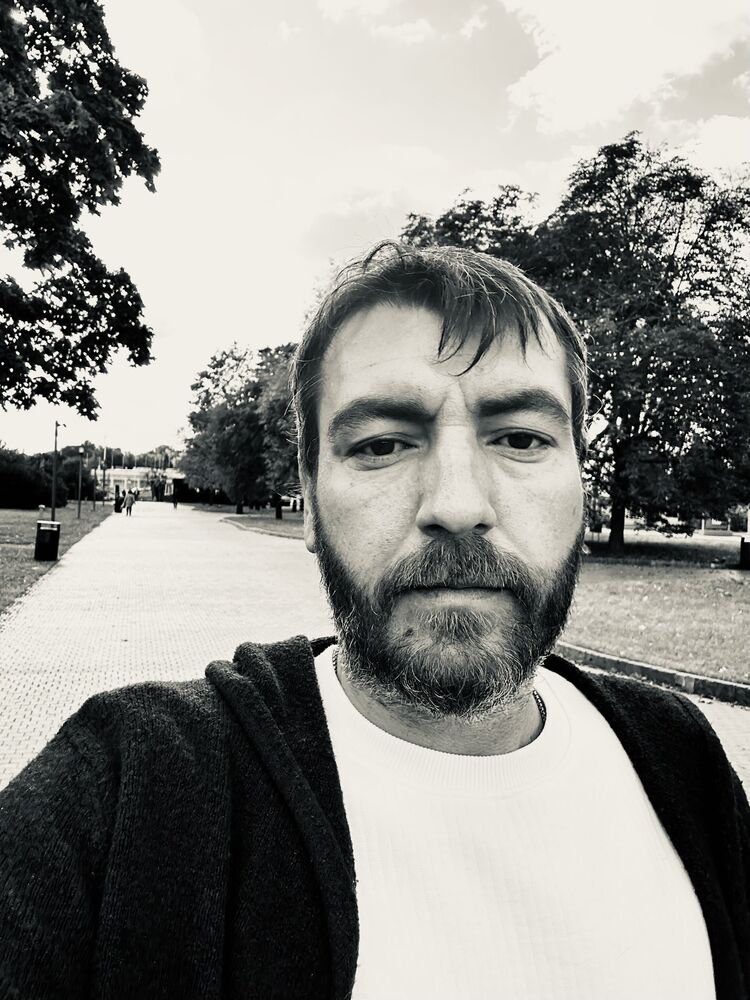  54252973  Deoz, 38 ,    