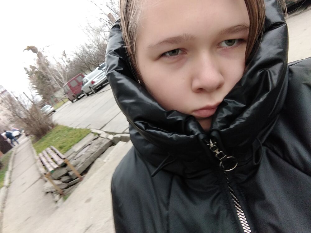 Фото 24864273 девушки Хулиганка, 20 лет, ищет знакомства в Шепетовке