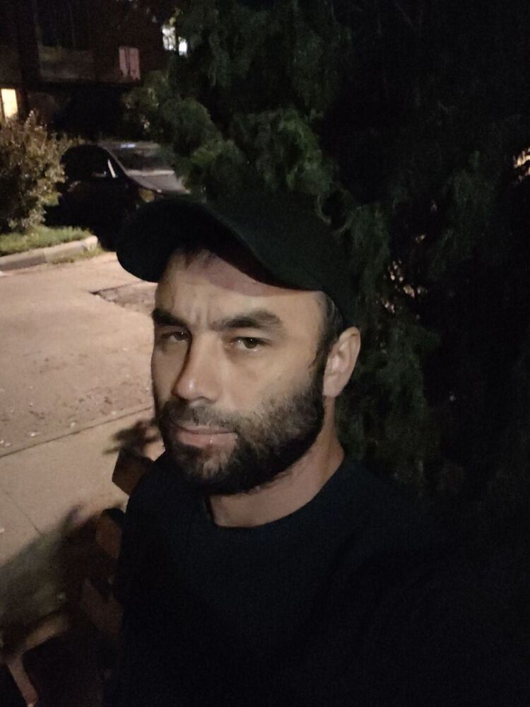  53986873  Marat, 33 ,    