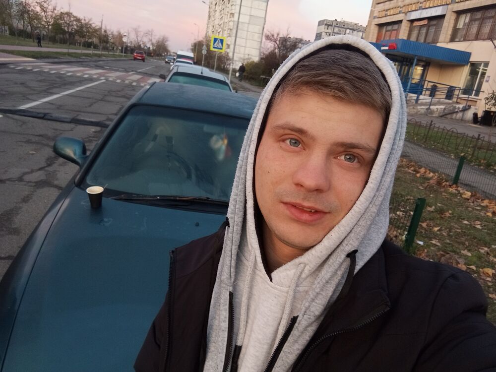  39265223  Sergei, 28 ,    
