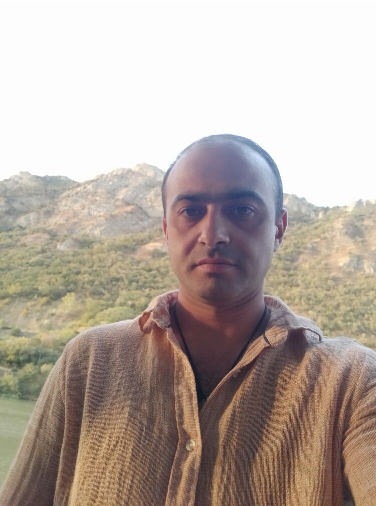  ,   Gio, 37 ,   ,   