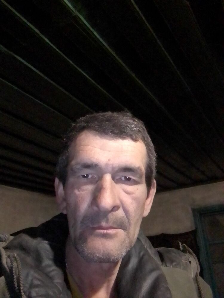  -,   Vladimir, 52 ,   c 