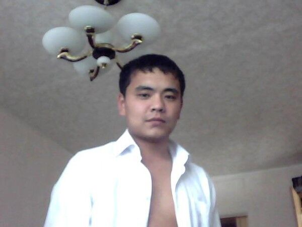  ,   Kairat, 33 ,     , c 