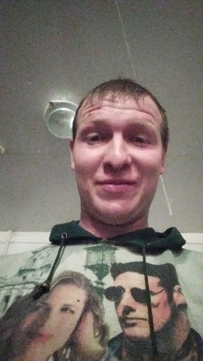  ,   Denis, 36 ,   ,   , c 