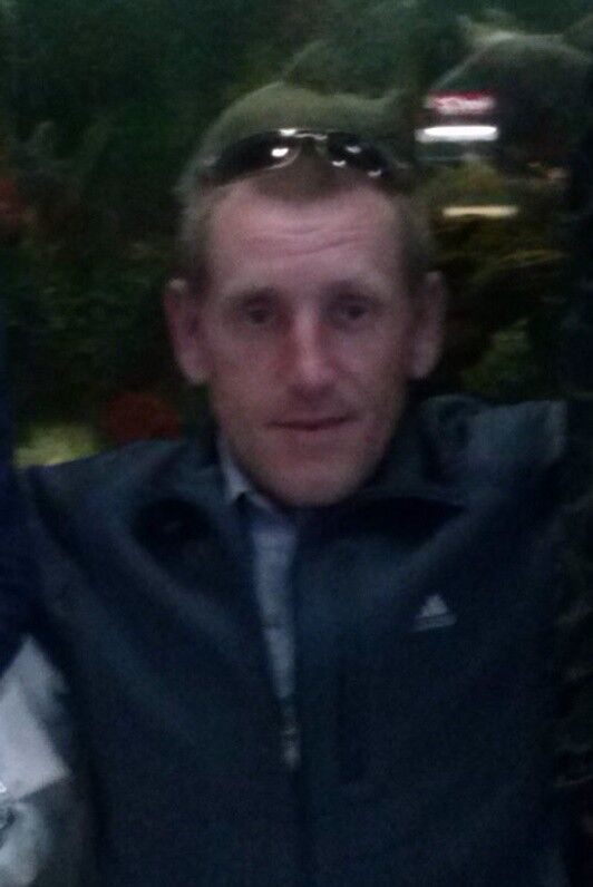  8247043  Rimad, 44 ,    