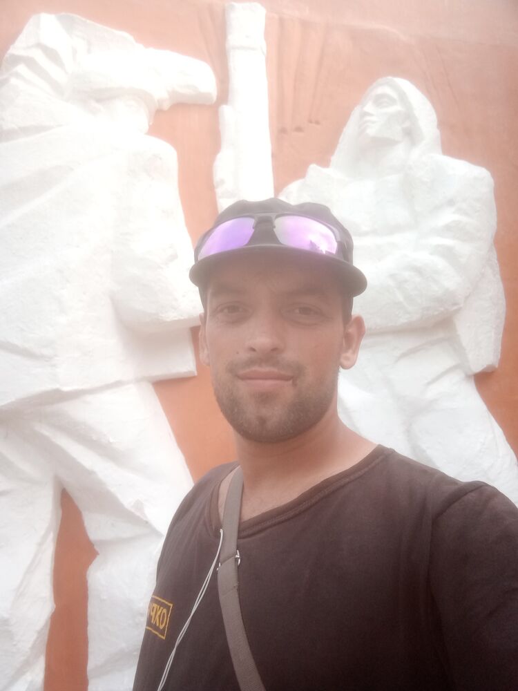  45029473  , 30 ,    