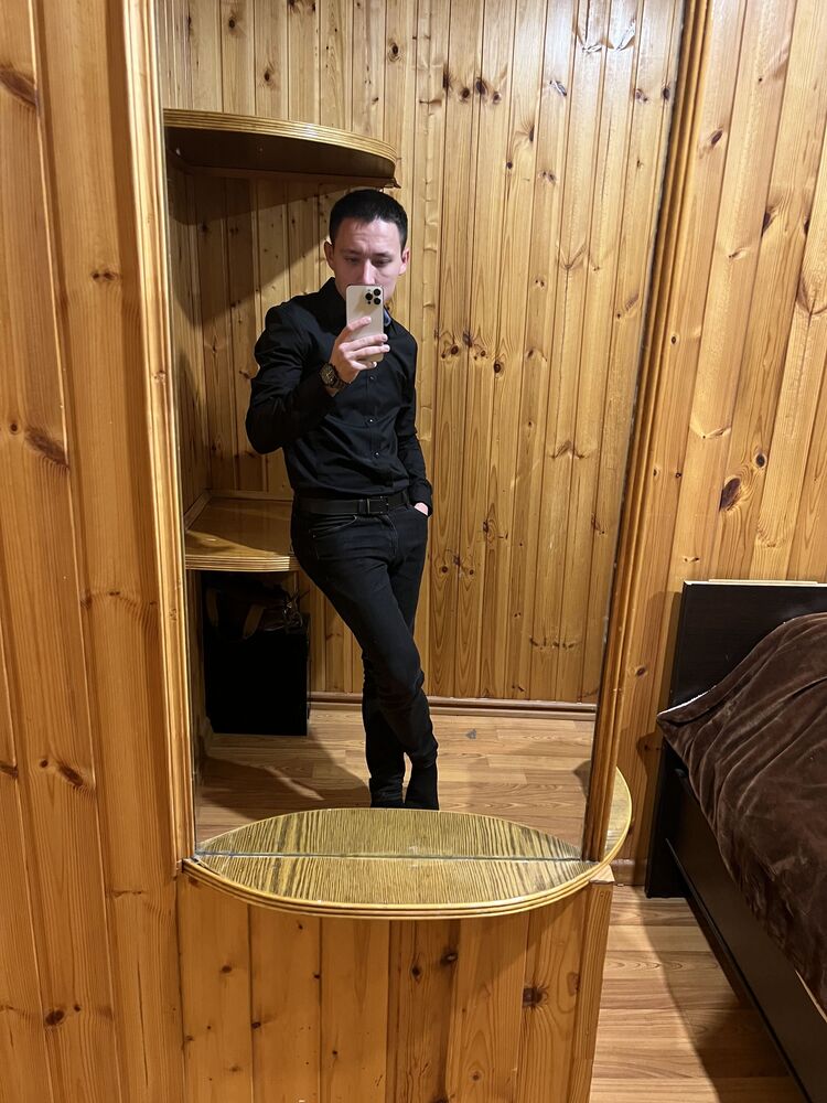  37166463  , 31 ,    -