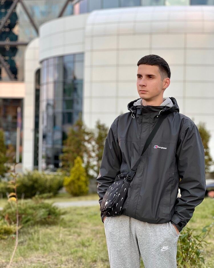  29830303  Egor, 21 ,    