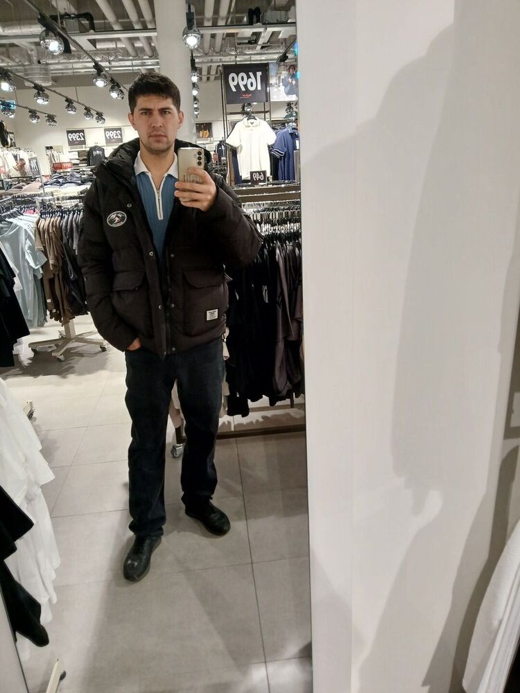  48602033  , 28 ,    