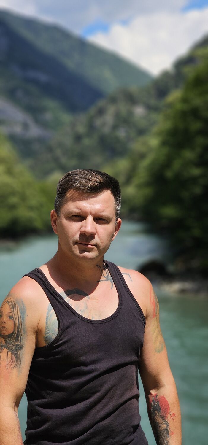  47668003  Sergey, 40 ,    