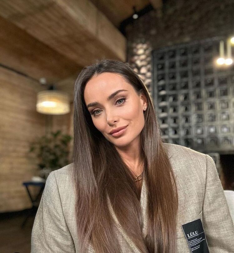 ���� 40902993 ������� Anna, 28 ���, ���� ���������� � Budenheim