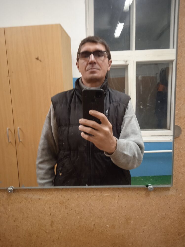 47597163  Sasha, 44 ,    