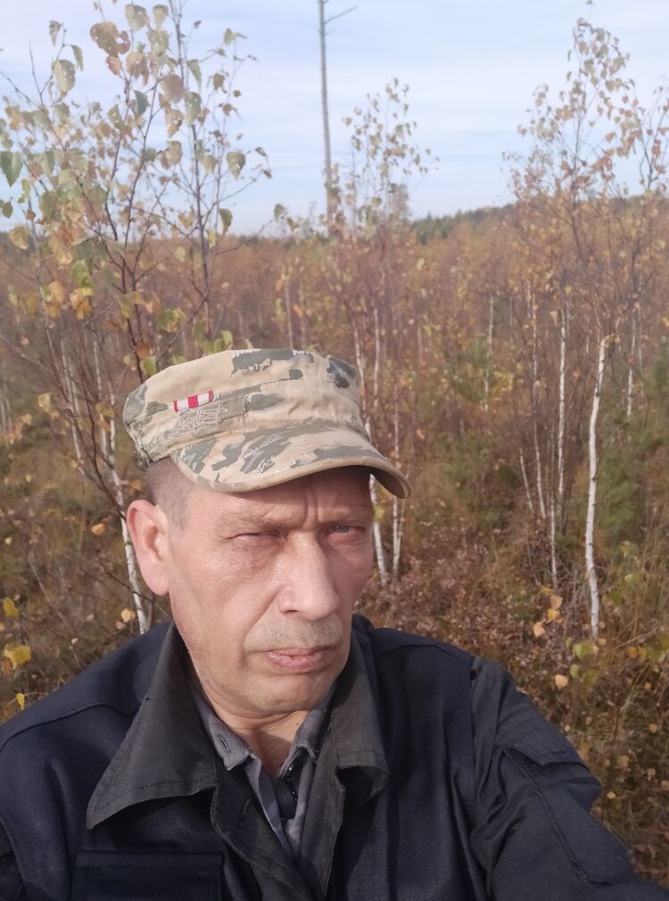  24064733  , 53 ,    