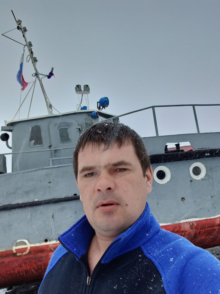  22861363  , 38 ,    